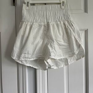 FP movement the way home shorts, white, size S